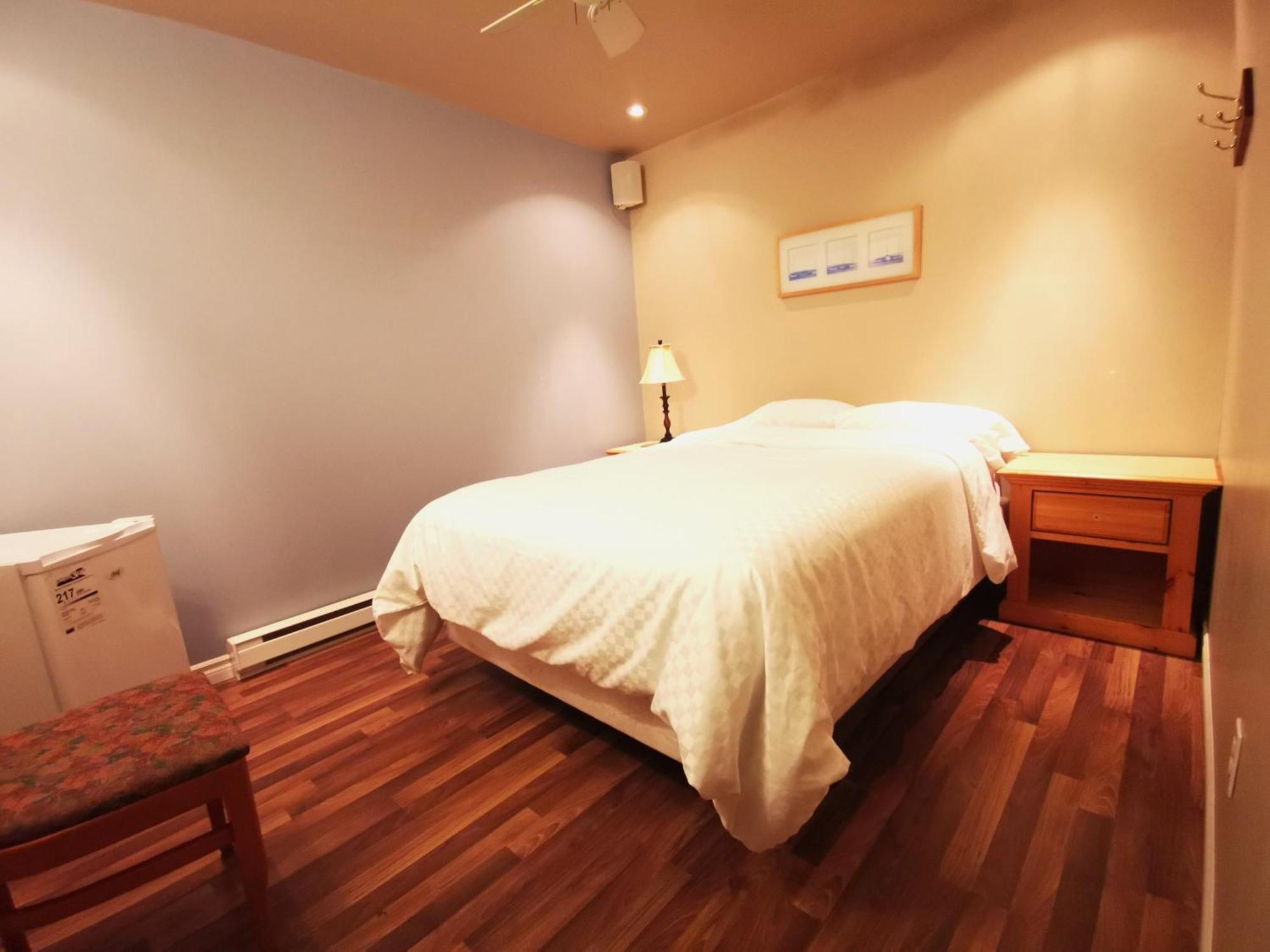 Hotel Alila Saint-Sauveur-des-Monts Esterno foto