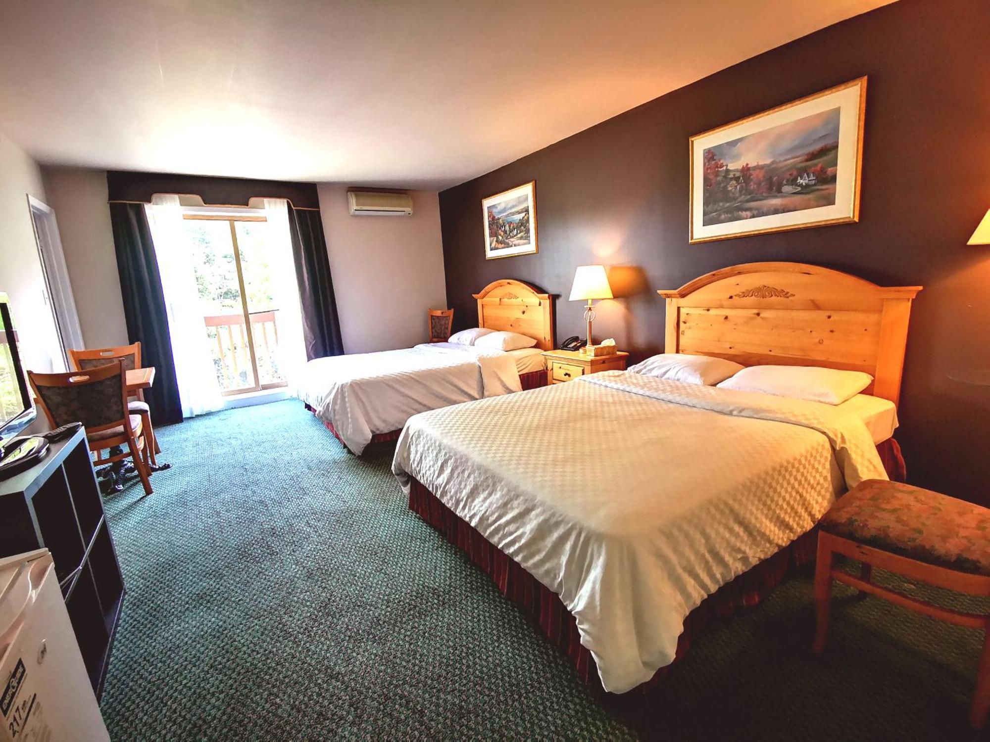 Hotel Alila Saint-Sauveur-des-Monts Esterno foto